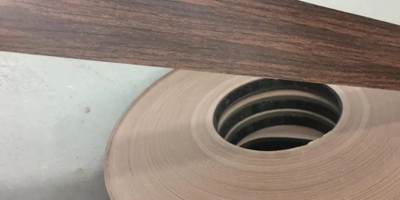 Ahşap desenli PVC kenar bandı ruloları